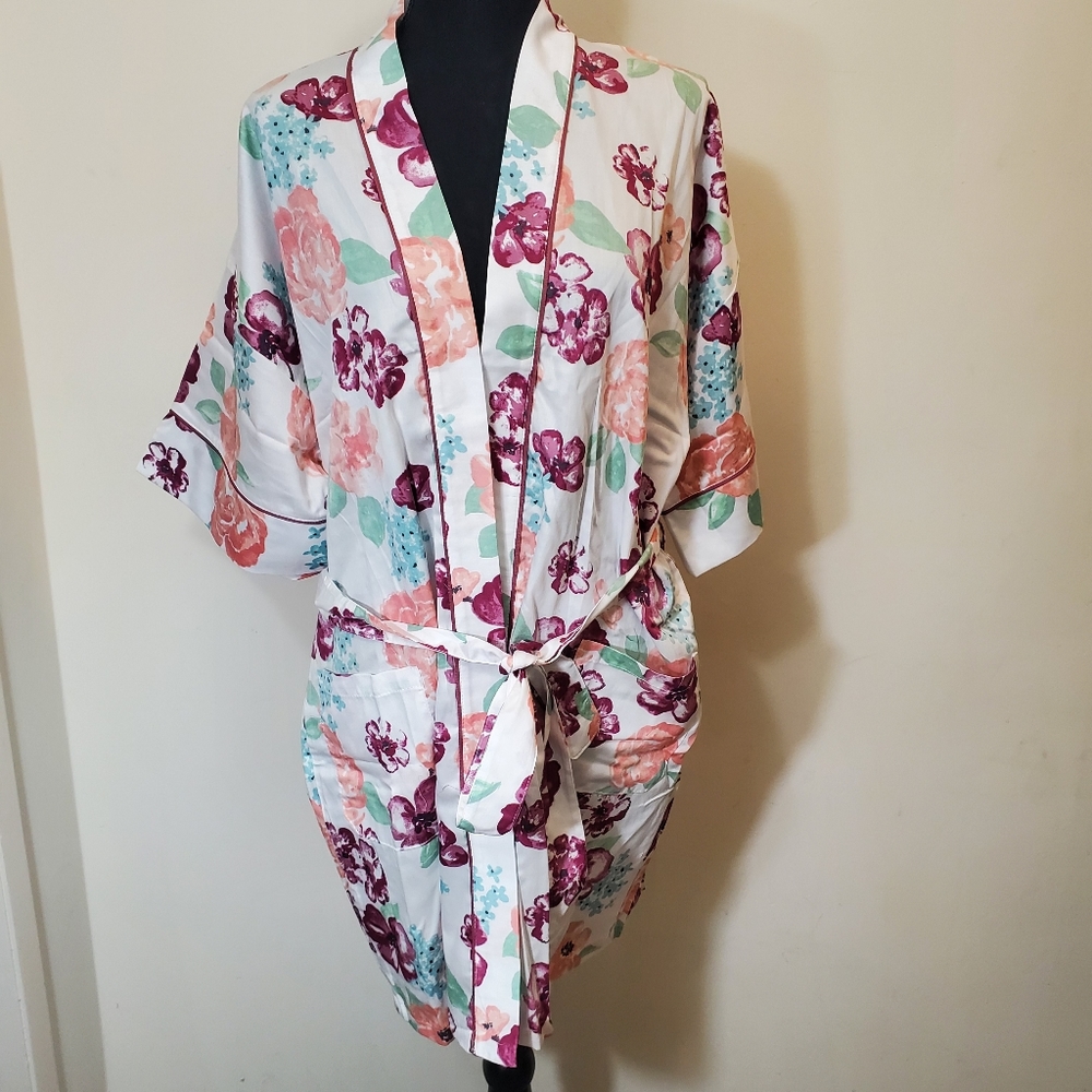 NWT Bedhead Tie Waisted Floral Robe!